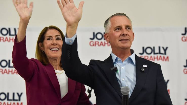 David Jolly and Gwen Graham standing together at a campaign event