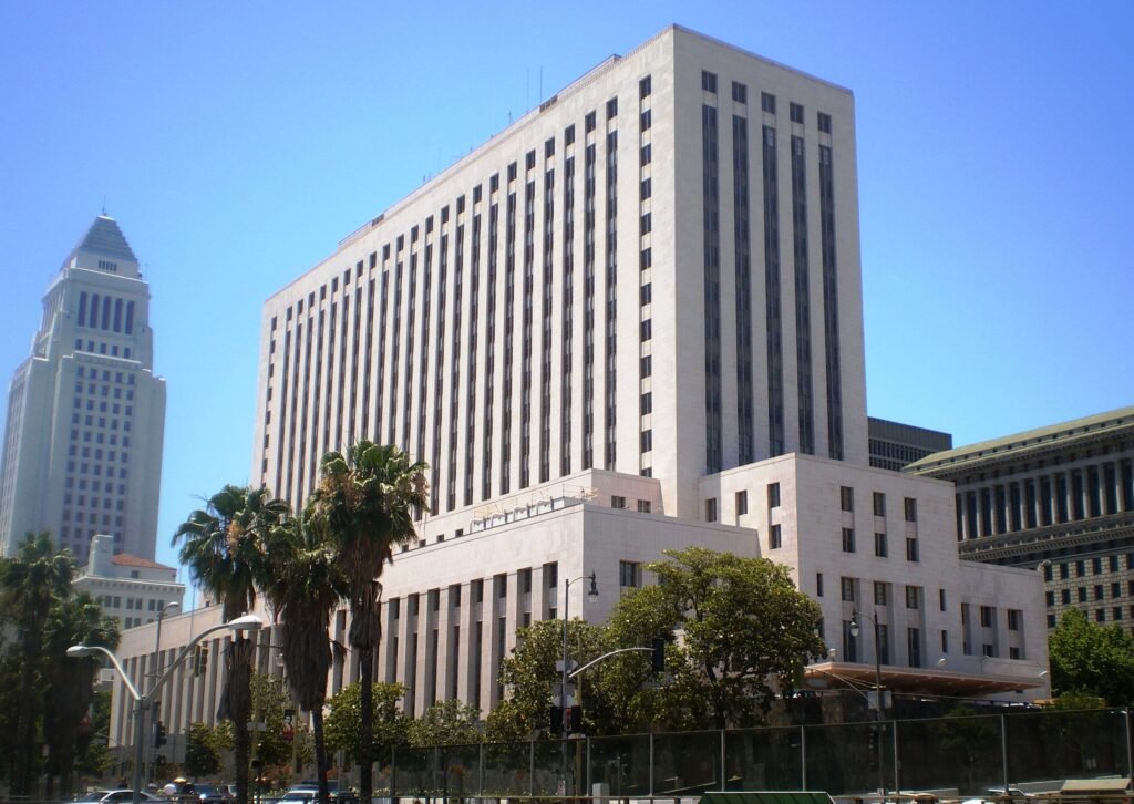 The exterior of a federal courthouse in Los Angeles.